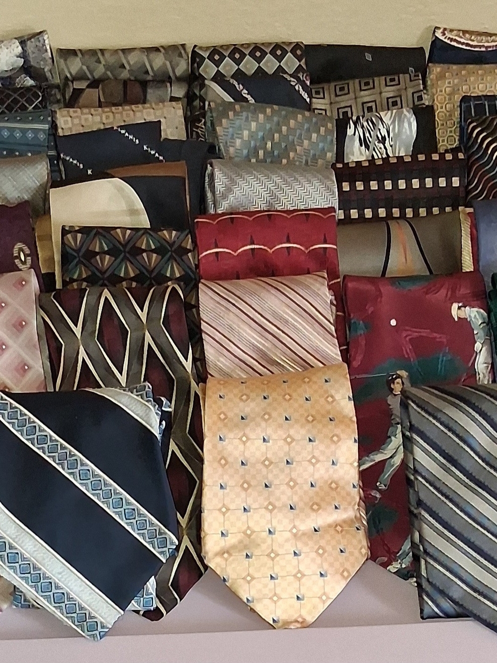 Classic Peach Patterned Men's Tie Bundle -33 Ties Unbranded